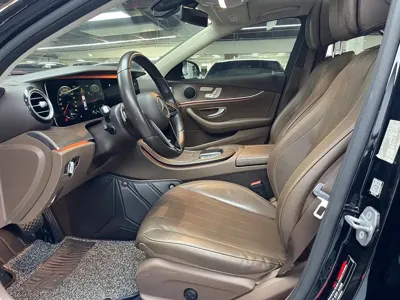 Mercedes-Benz E-Class 2021, 40000 км, за 210000 CNY