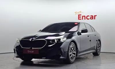 BMW 5-Series · 2024 год