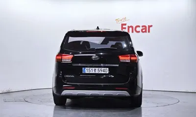 Kia Canival 2015, 167337 км, за 8990000 KRW