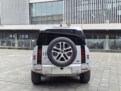 Land Rover Defender 2022, 7000 км, за 498000 CNY - фото 7