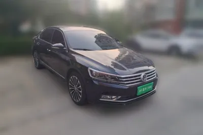 Volkswagen Passat 2017, 130500 км, за 61049.06 CNY