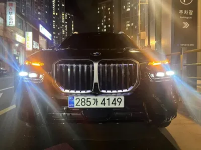 BMW X7 · 2025 год