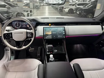 Land Rover Range Rover Sport · 2025 год