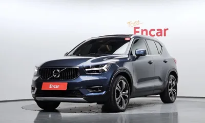 Volvo XC40 · 2022 год