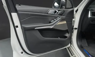 BMW X7 2025, 9176 км, за 139000000 KRW - фото 24
