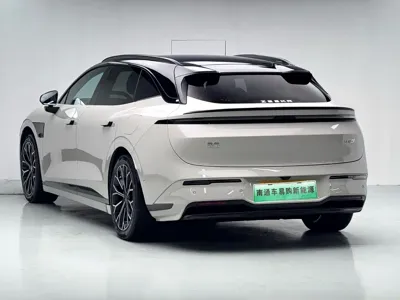 Zeekr 极氪007GT 2025, 15800 км, за 168800 CNY