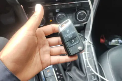 Volkswagen Passat 2017, 70000 км, за 59341.07 CNY - фото 9