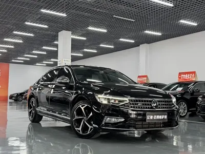 Volkswagen Magotan 2023, 19000 км, за 124800 CNY