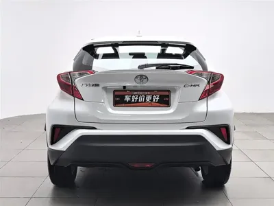 Toyota C-HR 2022, 43800 км, за 66900 CNY - фото 4