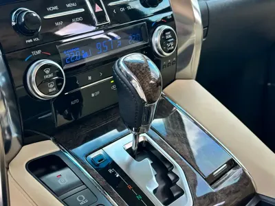 Toyota Alphard 2023, 80000 км, за 618000 CNY - фото 8