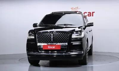 Lincoln Navigator 2023, 79554 км, за 68900000 KRW