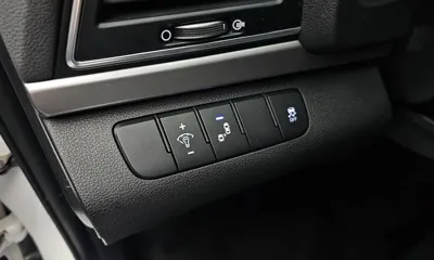 Hyundai Avante 2018, 60326 км, за 11600000 KRW - фото 16