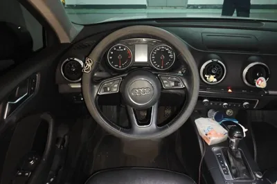 Audi A3 2019, 138700 км, за 58031.88 CNY - фото 10