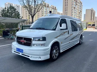 GMC Savana 2012, 70000 км, за 99000 CNY