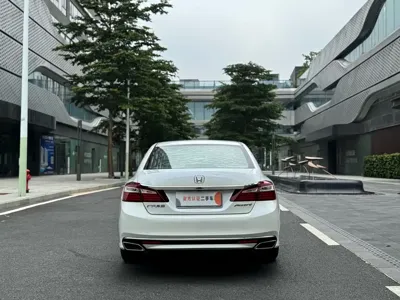 Honda Accord 2017, 116000 км, за 56800 CNY - фото 5