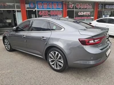 Renault-KoreaSamsung SM6 2016, 16390 км, за 8900000 KRW