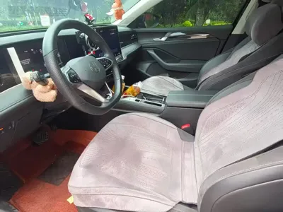 Volkswagen Magotan 2024, 35000 км, за 151800 CNY