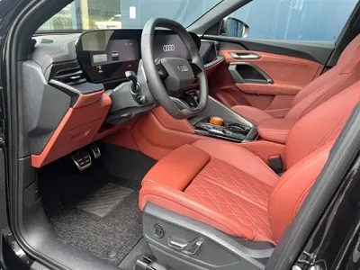 Audi Q5L 2026, 2000 км, за 298000 CNY - фото 7