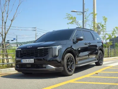 Kia Canival · 2025 год
