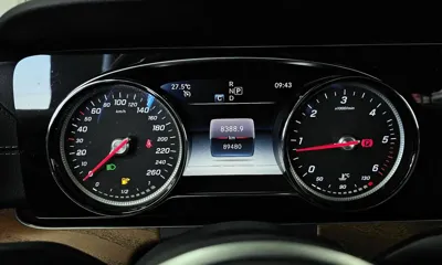 Mercedes-Benz E-Class 2019, 89480 км, за 28000000 KRW - фото 8