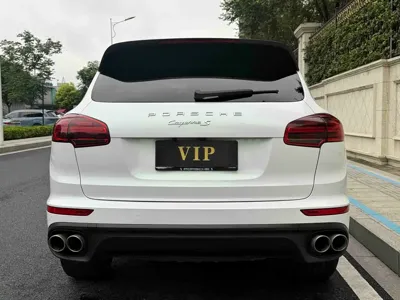 Porsche Cayenne 2015, 160000 км, за 144100 CNY