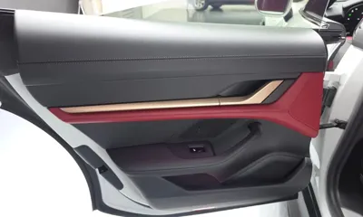 Porsche Taycan 2021, 36211 км, за 96000000 KRW - фото 25