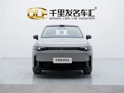 Leapmotor Leapmotor C10 2025, 7600 км, за 116800 CNY