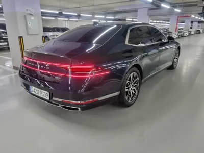 Genesis G90 2022, 121787 км, за 44990000 KRW