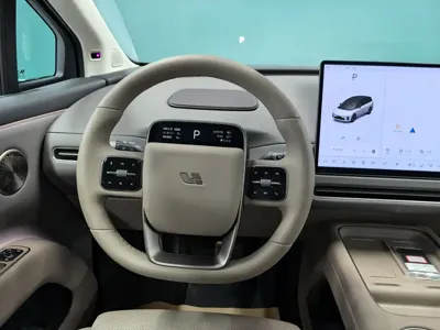 Li Auto 理想i8 2025, 5500 км, за 308800 CNY - фото 6