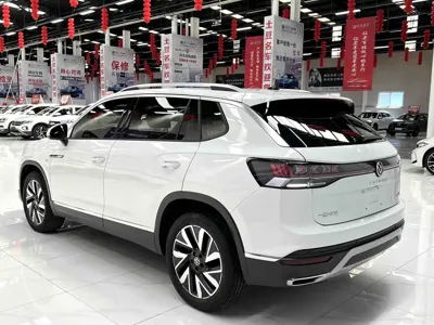 Volkswagen Tayron 2023, 19600 км, за 189800 CNY