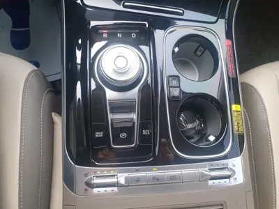 Kia Canival 2023, 15000 км, за 44400000 KRW - фото 9