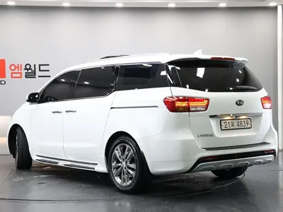 Kia Canival 2017, 102837 км, за 11700000 KRW - фото 4