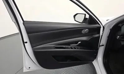 Hyundai Avante 2021, 25899 км, за 20000000 KRW - фото 24
