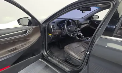 Hyundai Grandeur 2017, 180028 км, за 10400000 KRW - фото 10
