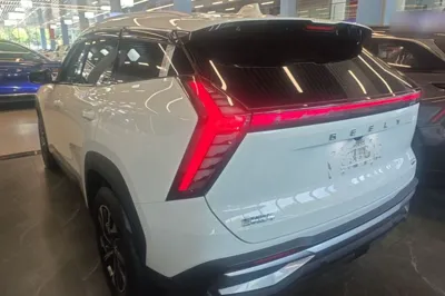 Geely Auto FX11 2024, 10600 км, за 89527.15 CNY