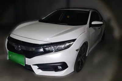 Honda Civic · 2016 год