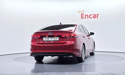 Hyundai Avante 2017, 113747 км, за 8200000 KRW