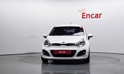 Kia Pride 2014, 73408 км, за 5700000 KRW
