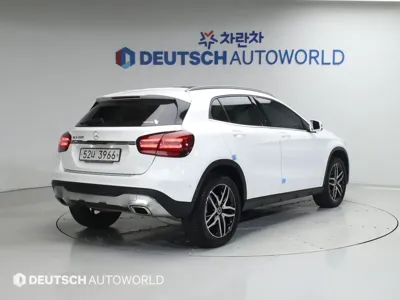 Mercedes-Benz GLA-Class 2018, 56190 км, за 19900000 KRW - фото 3