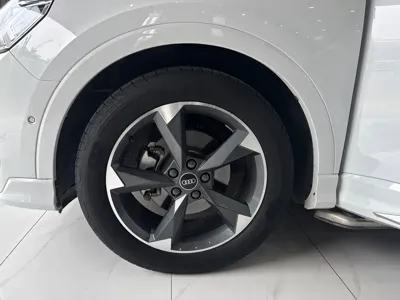 Audi Q3 2022, 51000 км, за 171800 CNY - фото 23