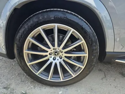Mercedes-Benz GLS-Class 2025, 7165 км, за 156000000 KRW