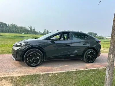 Volkswagen 06 2025, 50000 км, за 105800 CNY