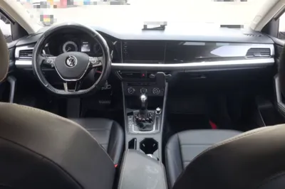 Volkswagen Lavida 2019, 13700 км, за 53738 CNY - фото 9