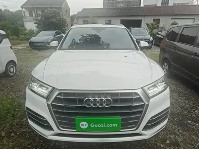 Audi Q5L 2020, 102500 км, за 129300 CNY - фото 3
