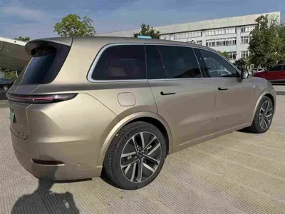 Li Auto Li L9 2022, 32400 км, за 233000 CNY