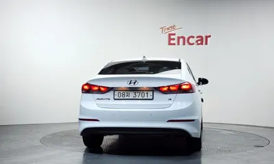 Hyundai Avante 2018, 65972 км, за 11800000 KRW - фото 4