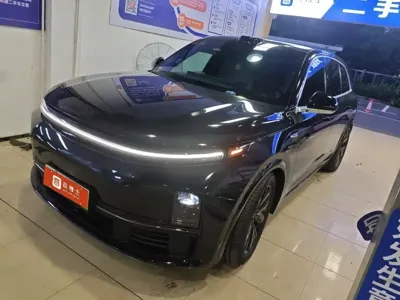 Li Auto Li L7 · 2024 год