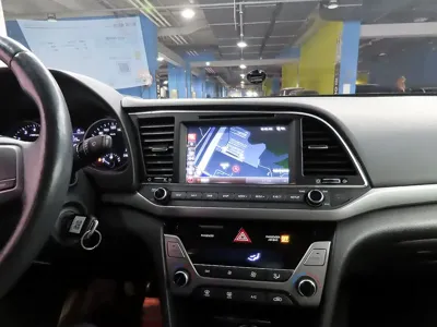 Hyundai Avante 2017, 97222 км, за 8600000 KRW - фото 12