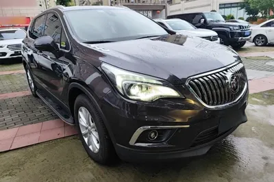 Buick Envision 2017, 50400 км, за 56844.79 CNY
