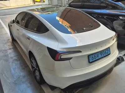 Tesla Model 3 · 2024 год
